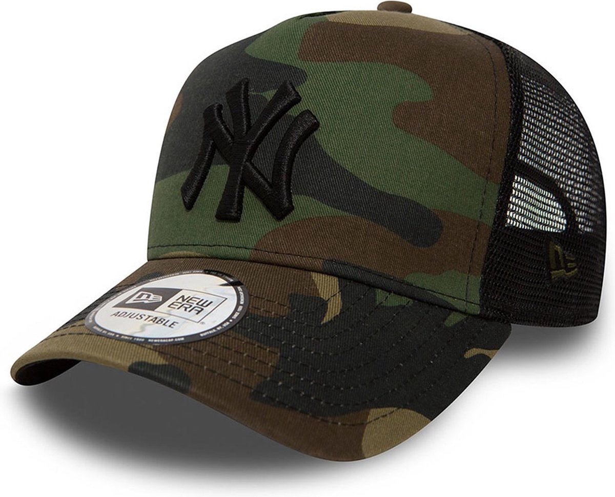 New York Yankees League Essential Snapback Trucker MLB Vintage Snapback Baseball Cap Adjustable Streetwear Hat MLB Snapback Snapback Adjustable Vintage Streetwear Cap